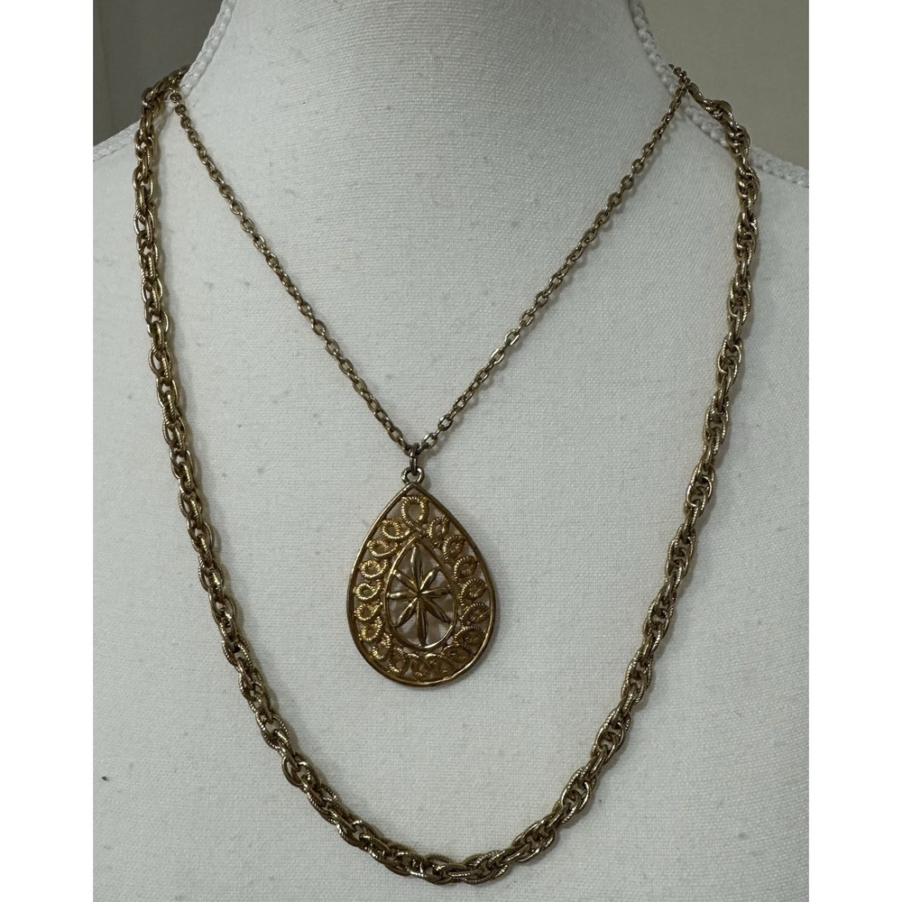 Vintage Late 1960's Filagree Teardrop Pendant Gold Tone Double Chain‎ Necklace